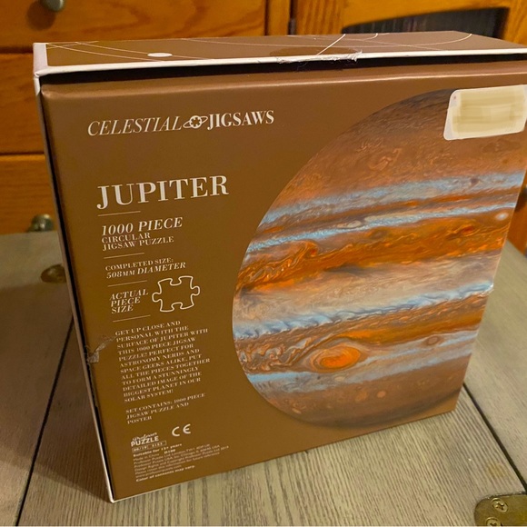 1000pc Jupiter Planet Puzzle 20” diameter Round Circular Shaped - Picture 2 of 2